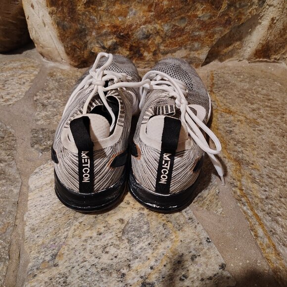 Nike Metcon DSX Flyknit 2 Women's Size 11 Running Shoes Style 924595-100 - Picture 5 of 10